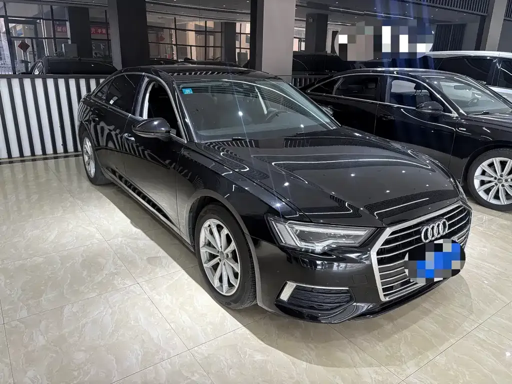 Audi A6L — фото 5