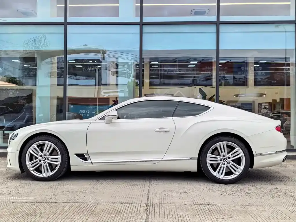 Bentley Continental — фото 8