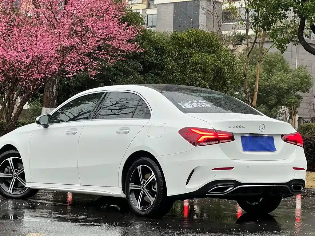 Mercedes-Benz A-Class — фото 10
