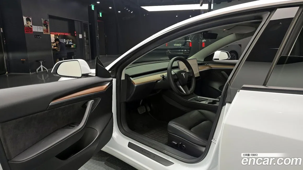 Tesla Model 3 2022 из KR, фото 2