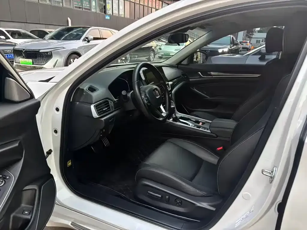Honda Accord 2022 из CN, фото 7