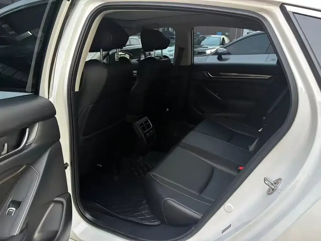 Honda Accord 2022 из CN, фото 2