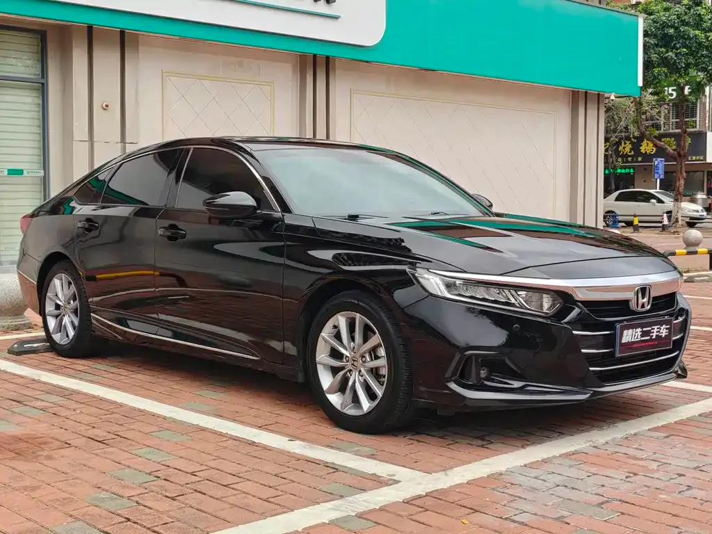 Honda Accord — фото 6