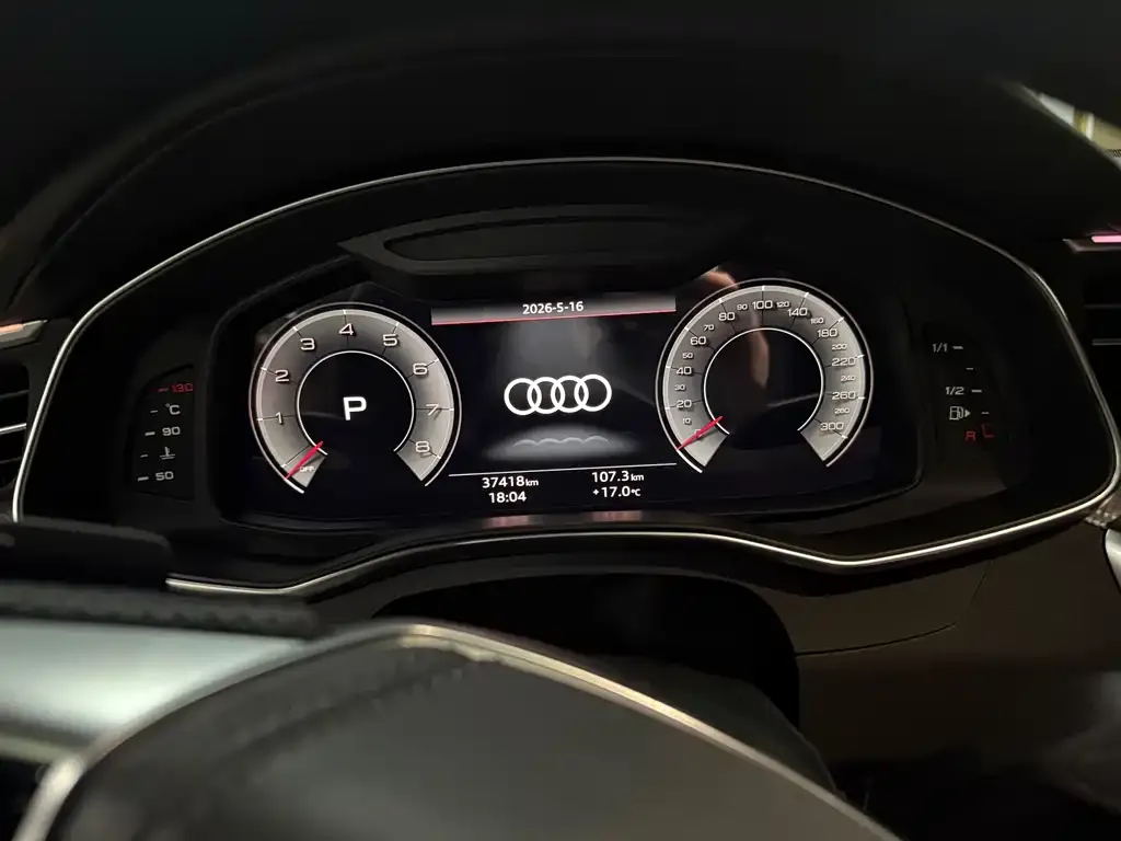 Audi A6L — фото 9