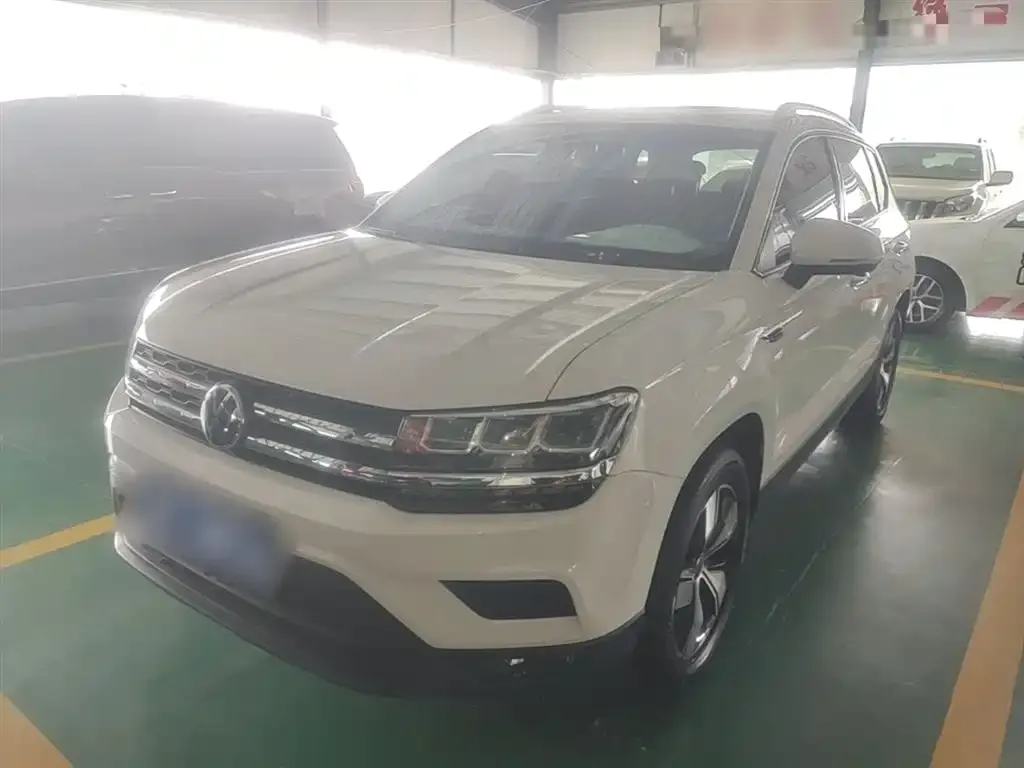 Volkswagen Tharu 2022 из CN, фото 6