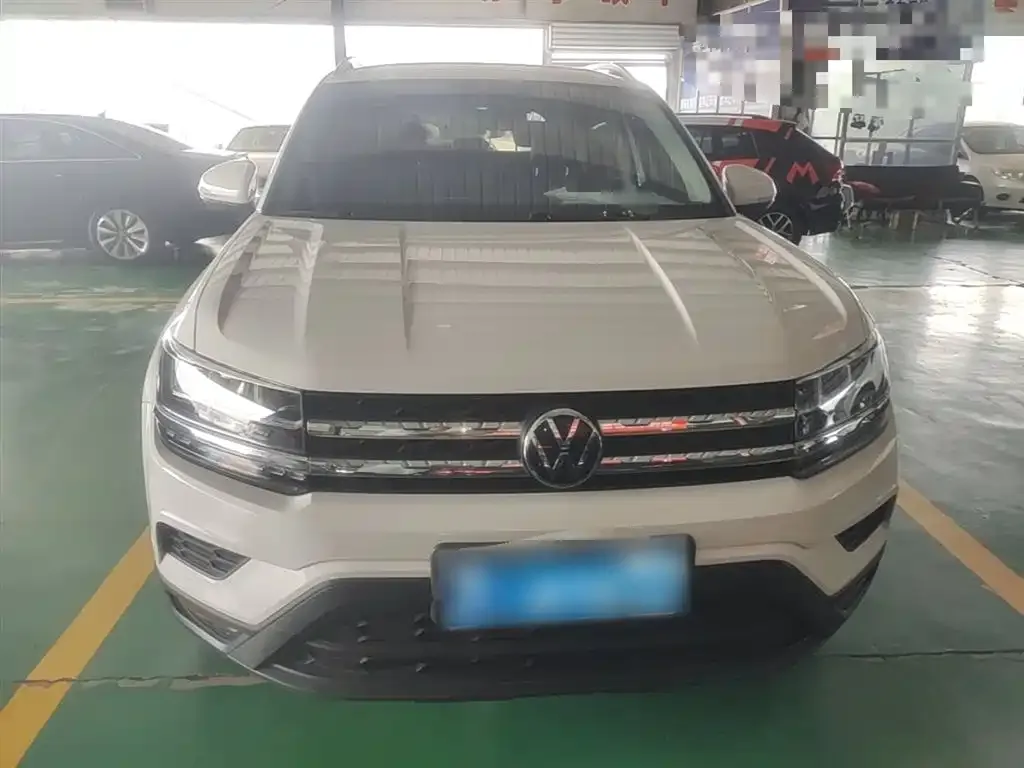 Volkswagen Tharu 2022 из CN, фото 7