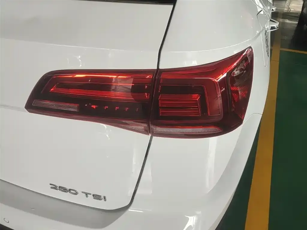 Volkswagen Tharu 2022 из CN, фото 3