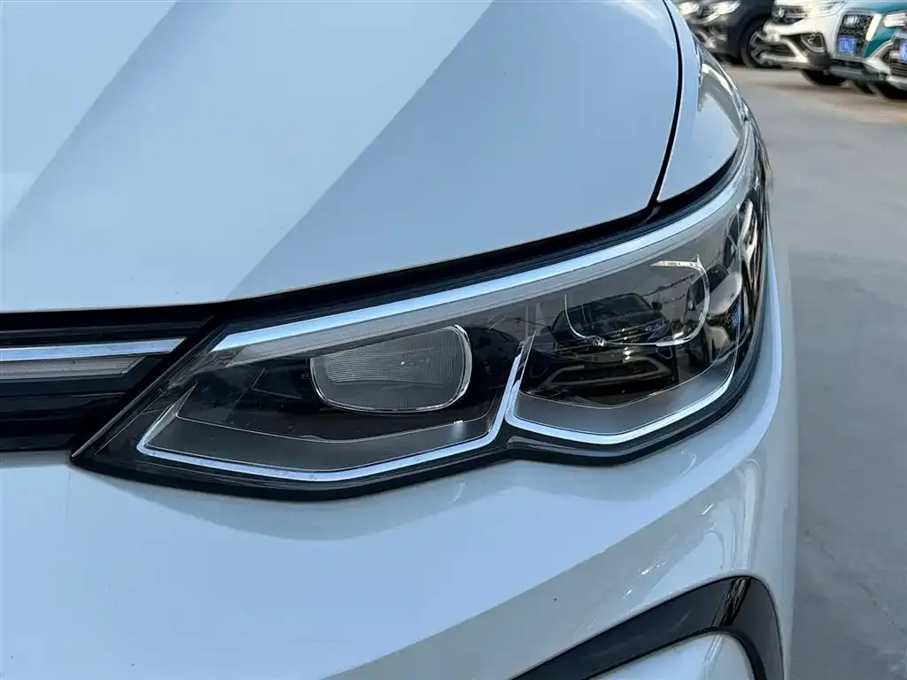 Volkswagen Golf 2023 из CN, фото 6