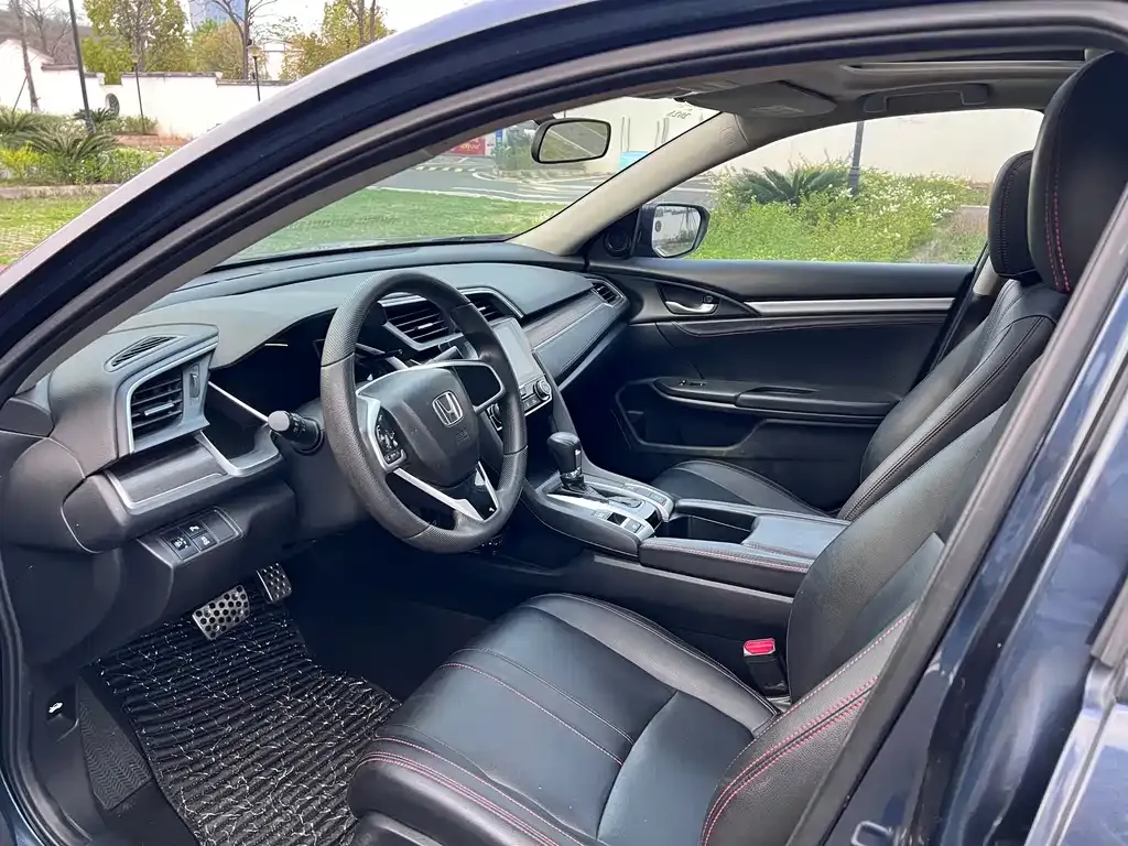 Honda Civic — фото 9