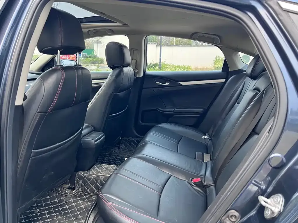 Honda Civic — фото 3