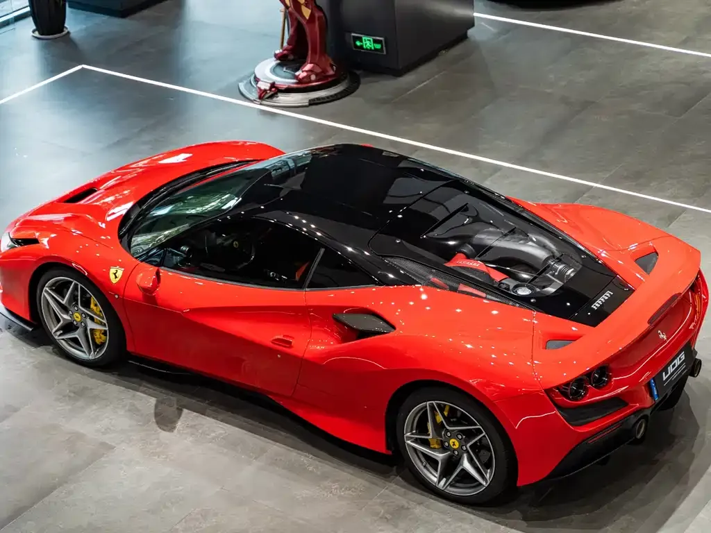 Ferrari F8 — фото 9