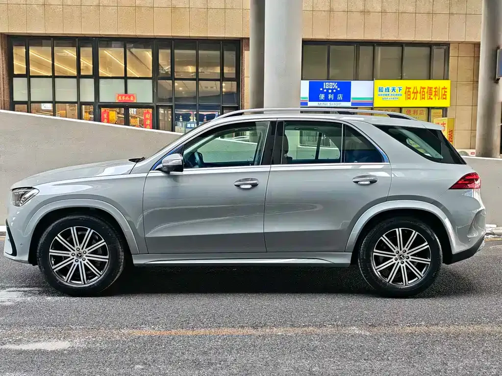 Mercedes-Benz GLE — фото 8