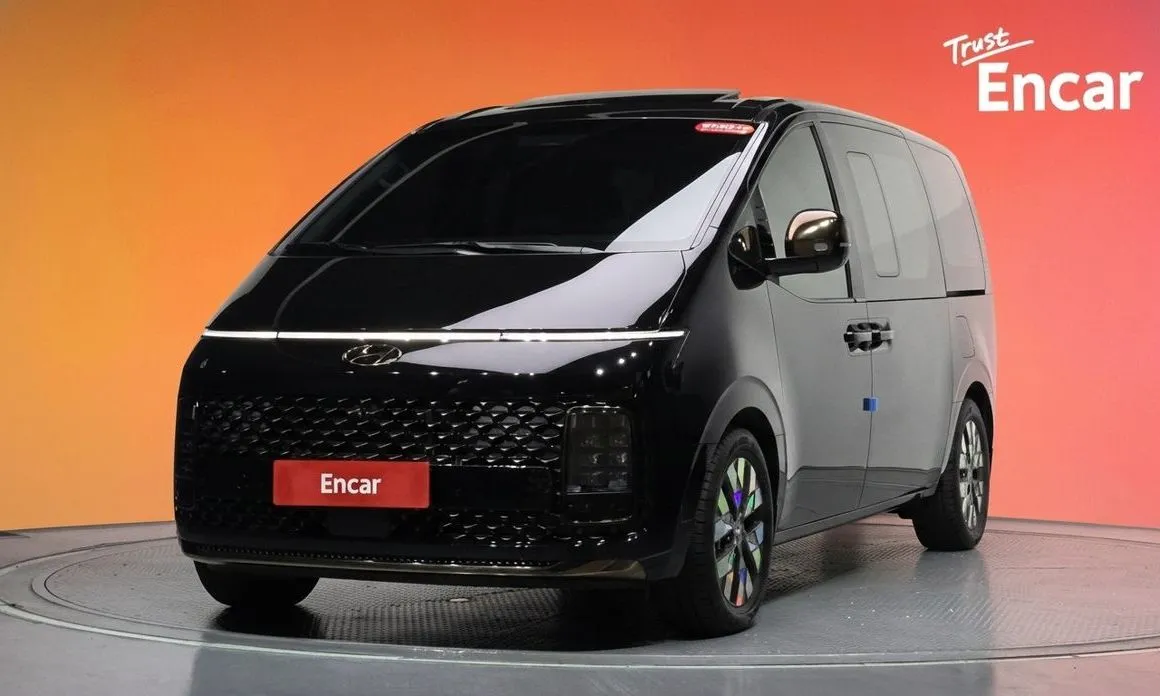 Hyundai Staria 2023 из KR, фото 1