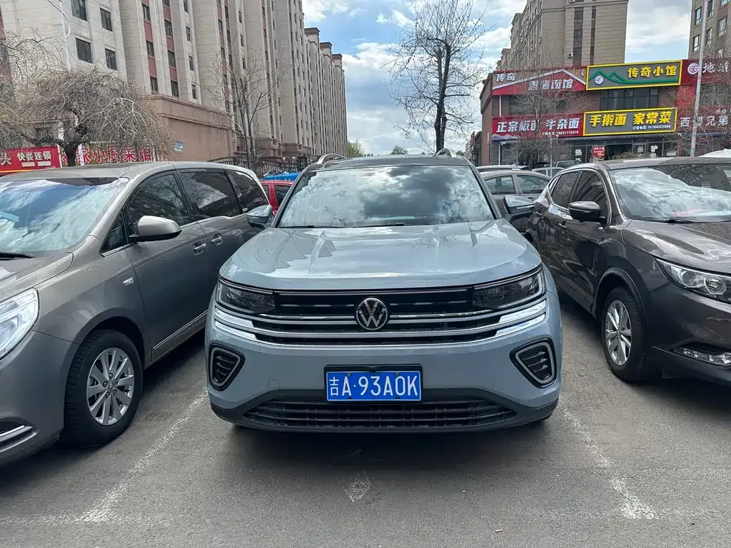 Volkswagen Tavendor 2023 из CN, фото 8