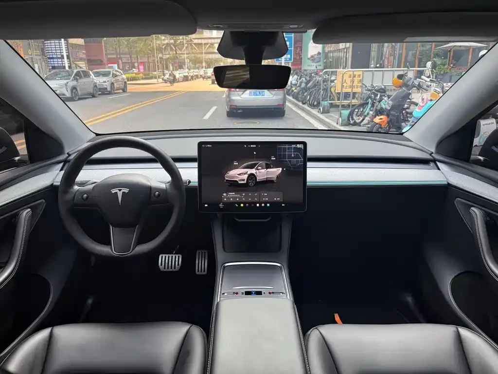 Tesla Model Y 2024 из CN, фото 7