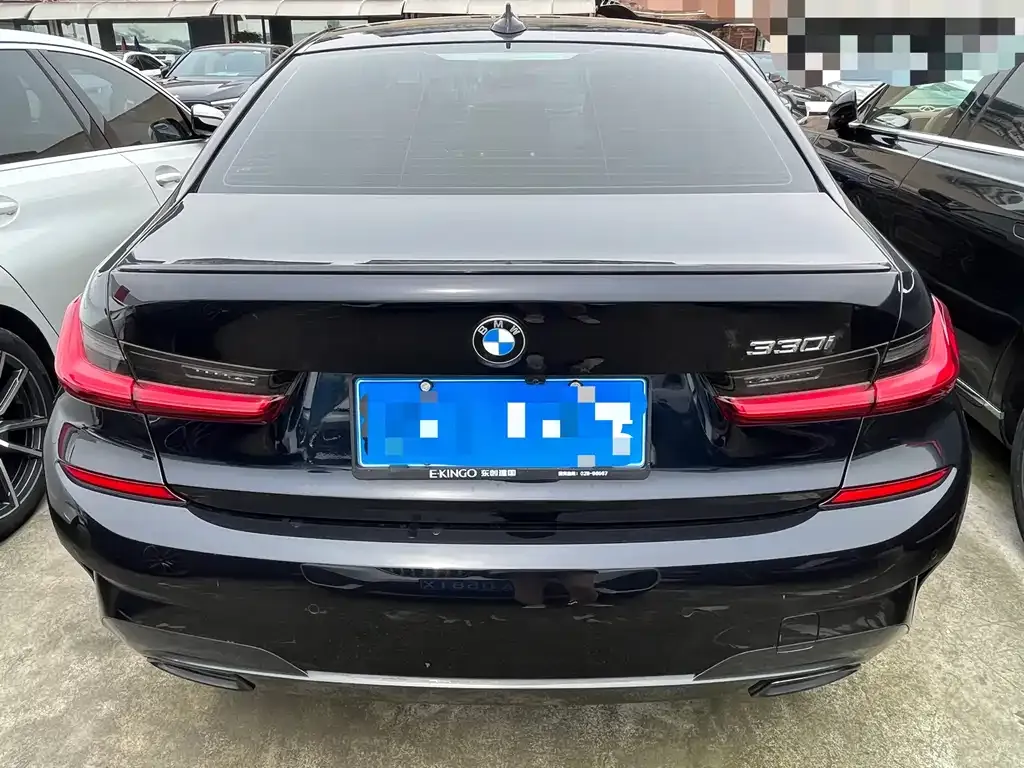 BMW 3 Series 2021 из CN, фото 6