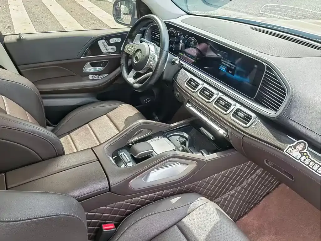 Mercedes-Benz GLS 2023 из CN, фото 4