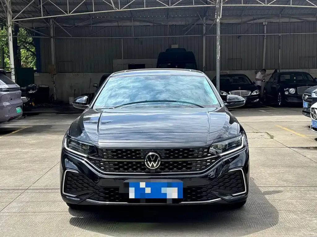 Volkswagen Passat 2024 из CN, фото 7