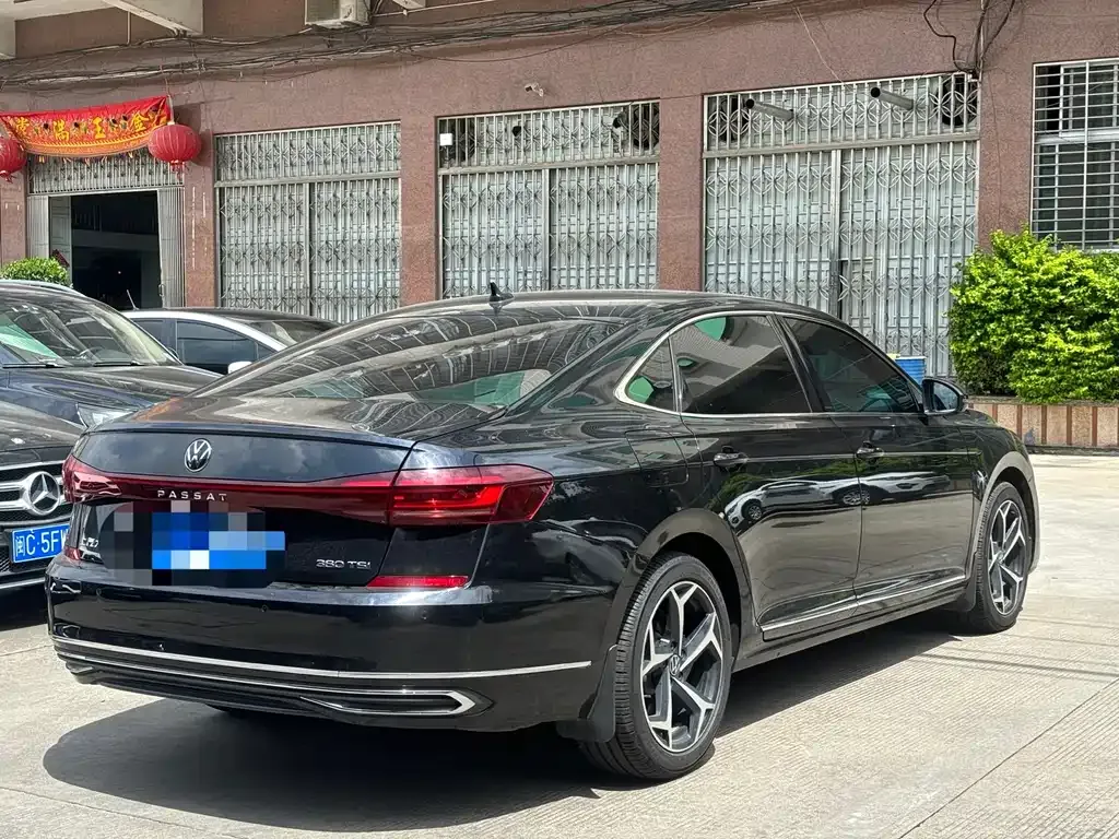 Volkswagen Passat 2024 из CN, фото 8
