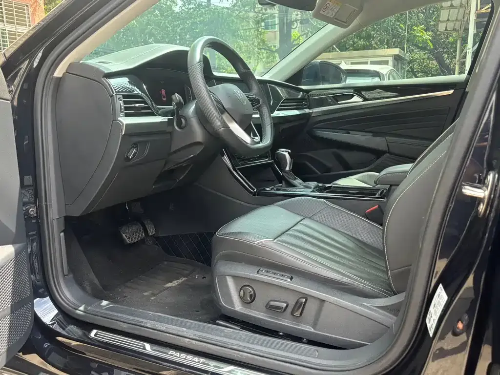 Volkswagen Passat 2024 из CN, фото 5