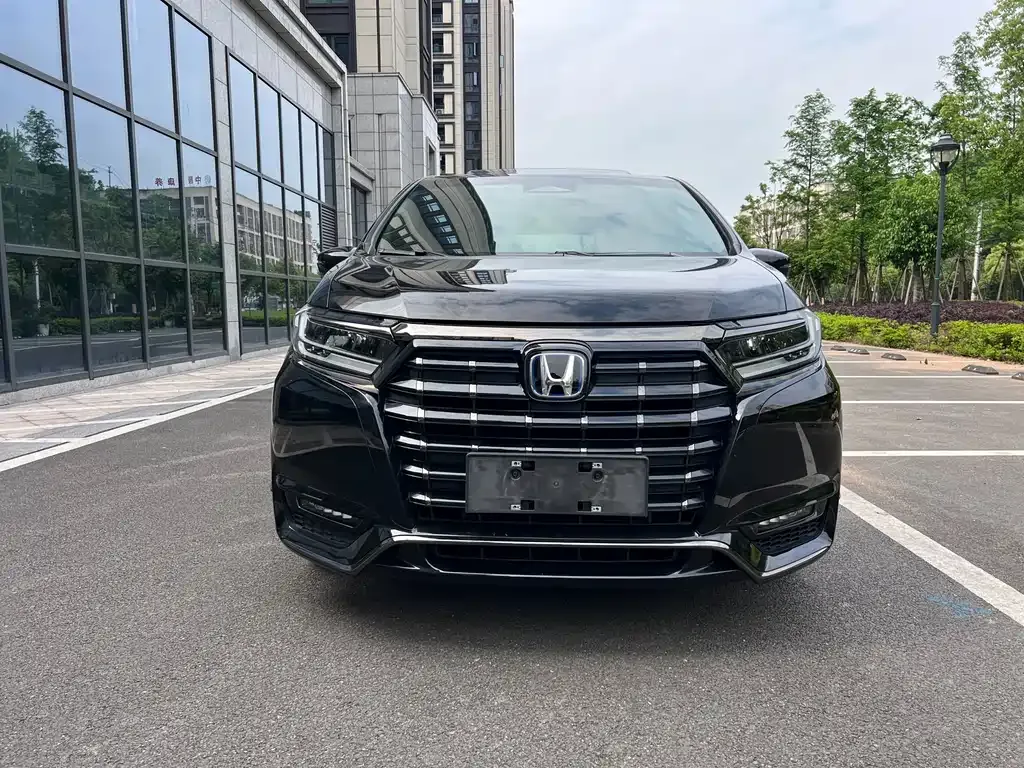 Honda Elysion 2025 из CN, фото 6