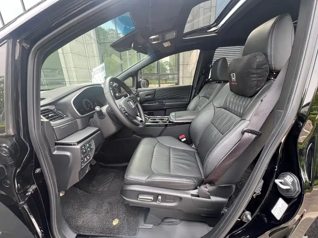 Honda Elysion 2025 из CN, фото 10
