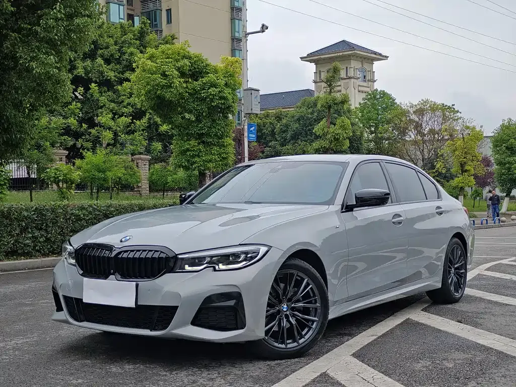 BMW 3 Series — фото 1