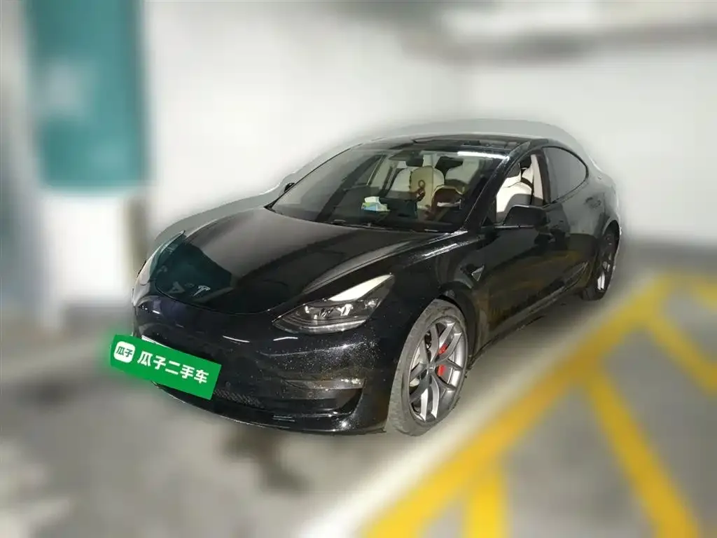 Tesla Model 3 — фото 5