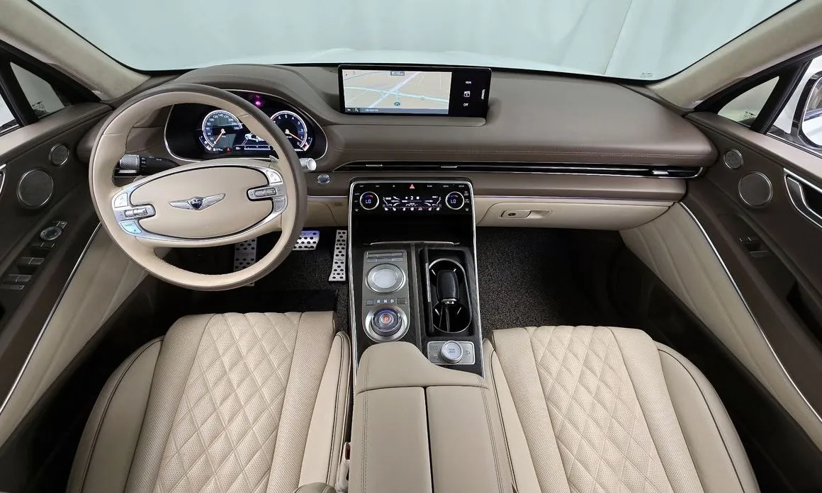 Genesis GV80 — фото 10