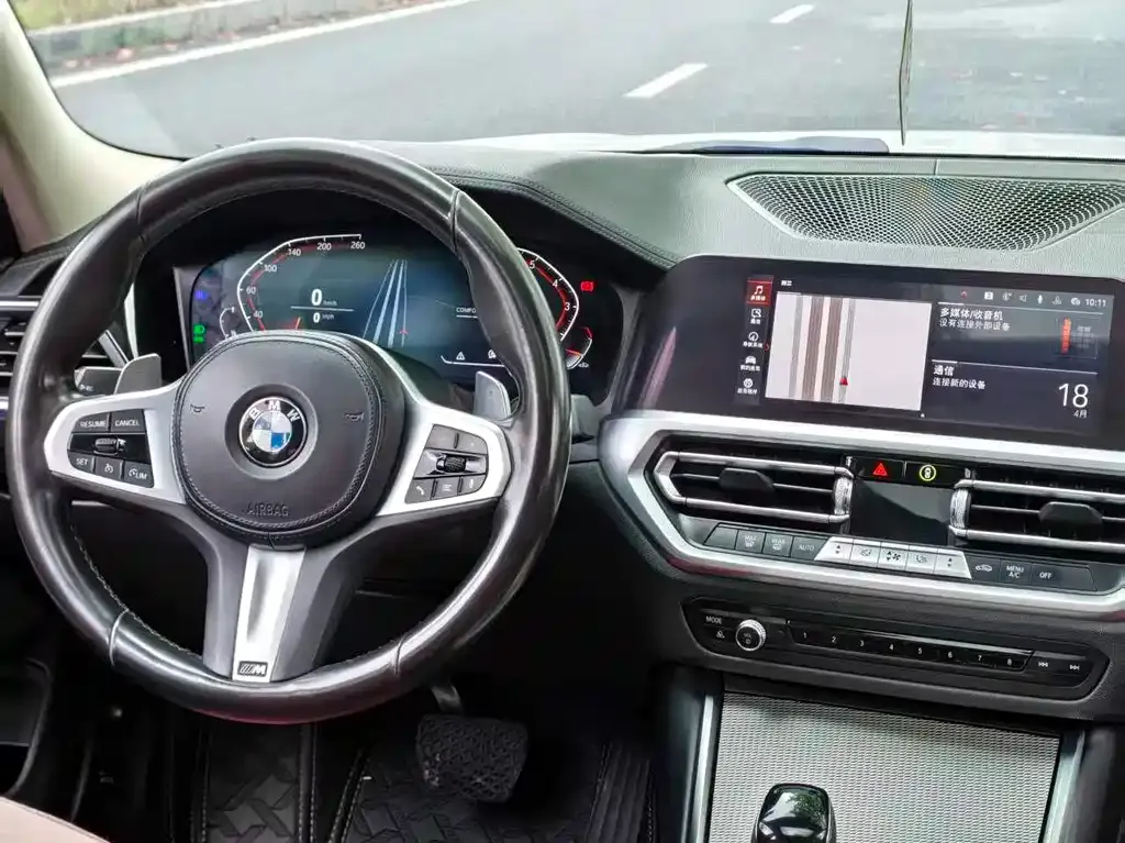 BMW 3 Series 2021 из CN, фото 2