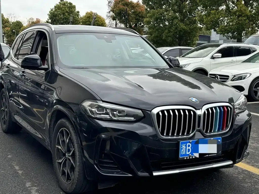 BMW X3 — фото 8