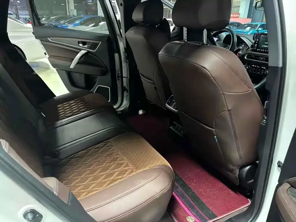 Honda UR-V 2024 из CN, фото 2