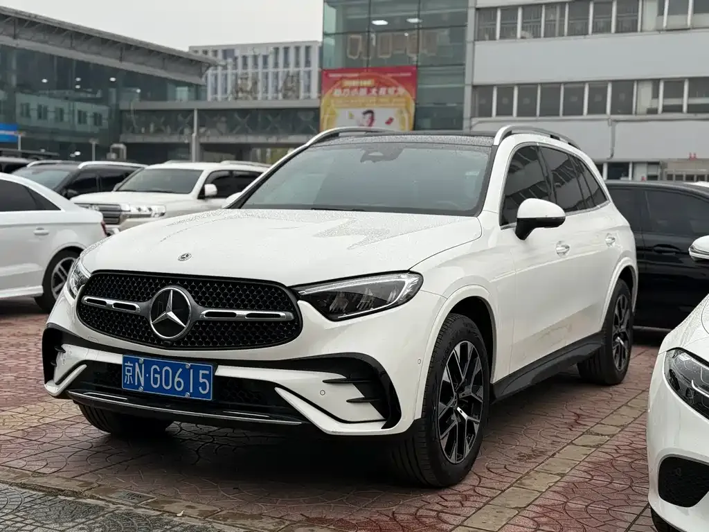 Mercedes-Benz GLC — фото 1
