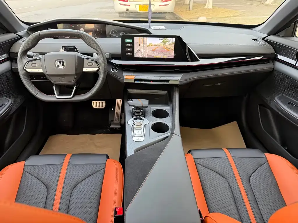 Changan UNI-V 2024 из CN, фото 3