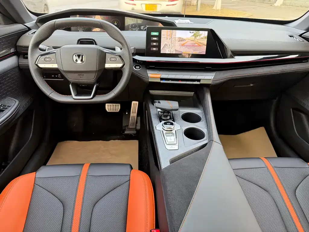 Changan UNI-V 2024 из CN, фото 2