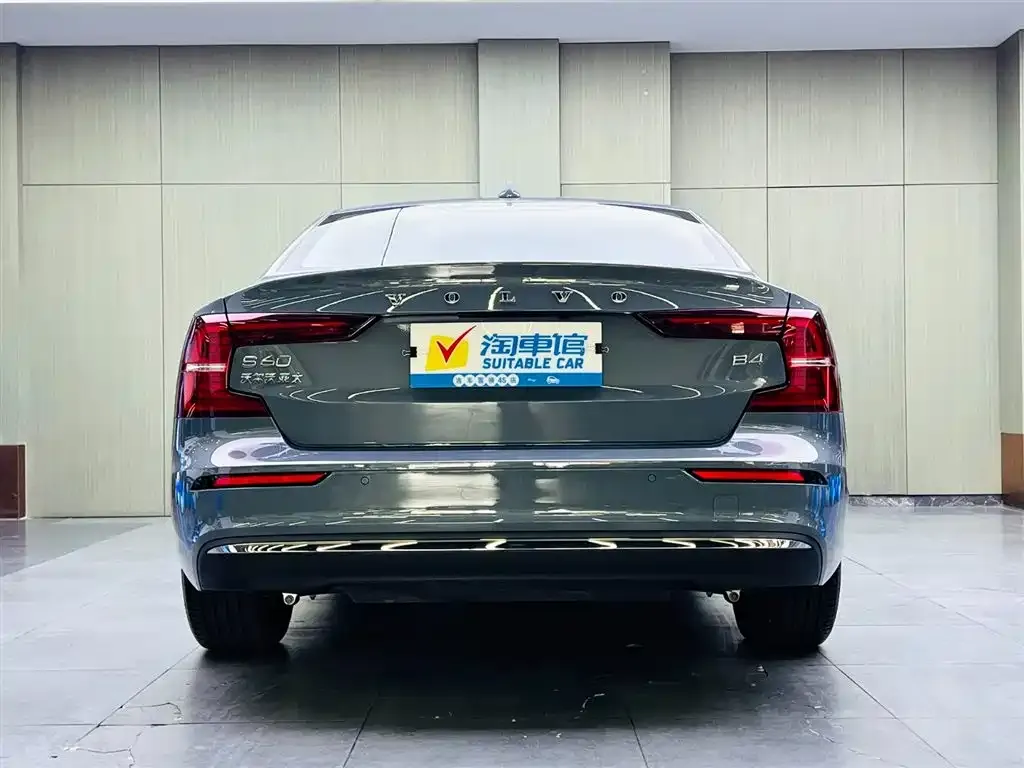 Volvo S60 2024 из CN, фото 9