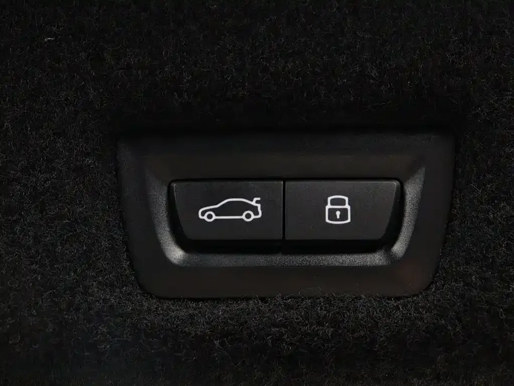BMW i7 2024 из CN, фото 5