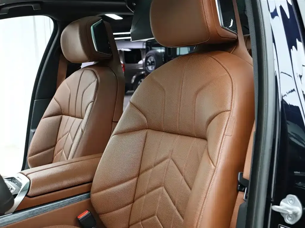 BMW i7 2024 из CN, фото 10