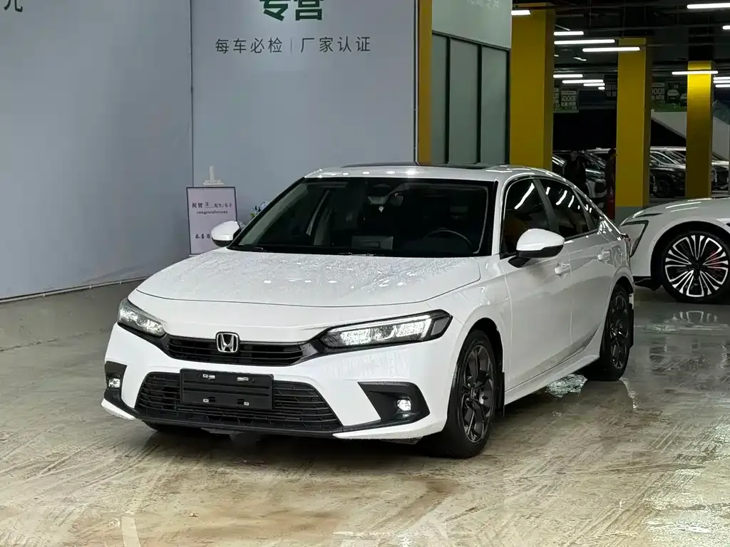 Honda Civic — фото 1