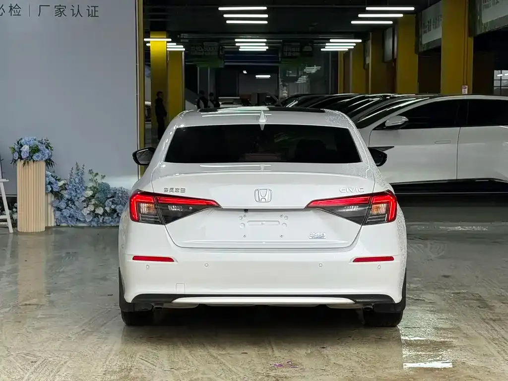 Honda Civic — фото 2