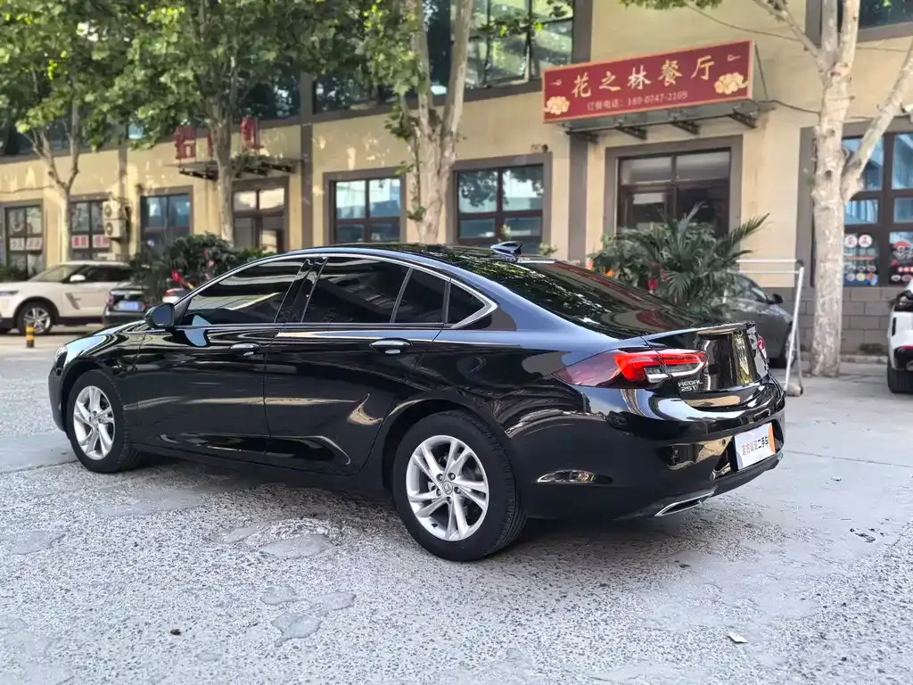 Buick Regal — фото 9