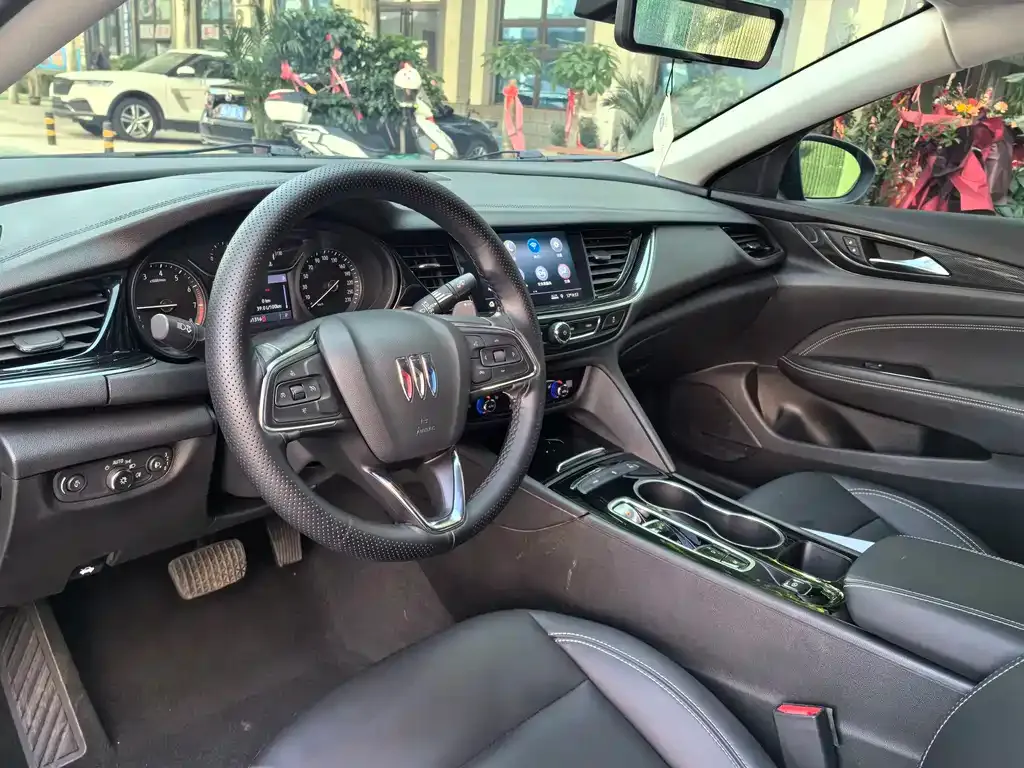 Buick Regal — фото 4