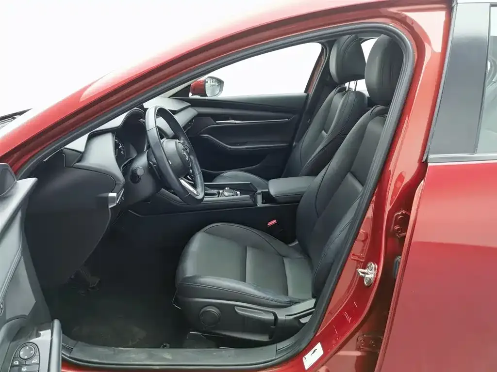Mazda 3 Axela 2021 из CN, фото 8
