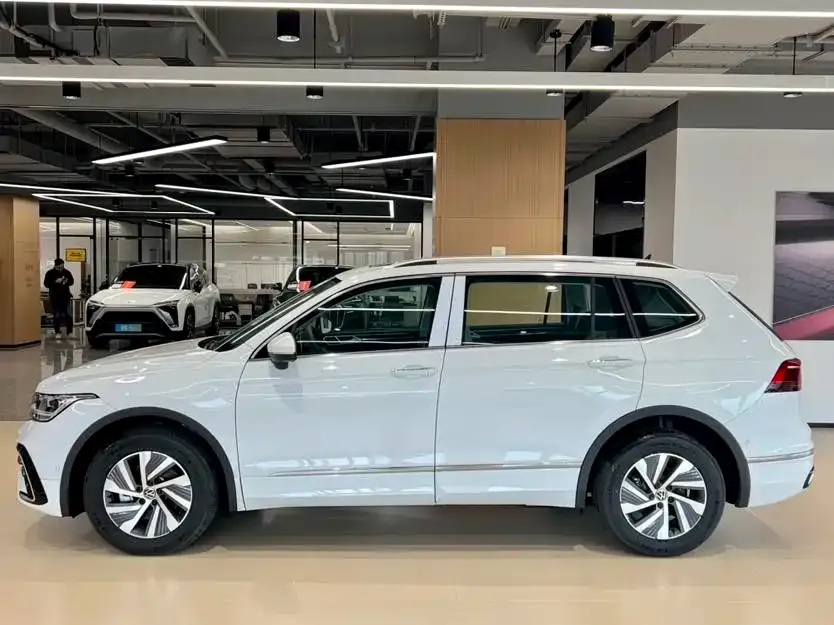 Volkswagen 途观L插电混动 — фото 7