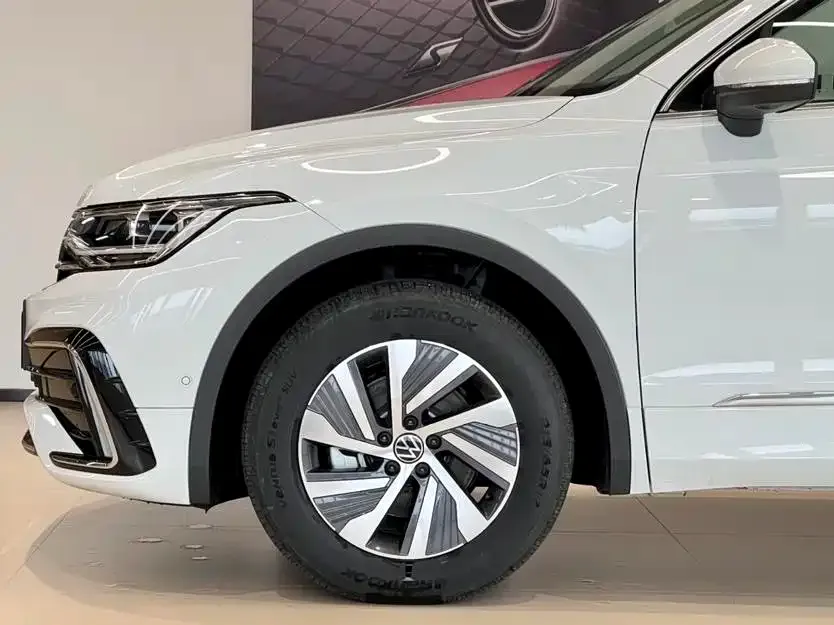 Volkswagen 途观L插电混动 — фото 2