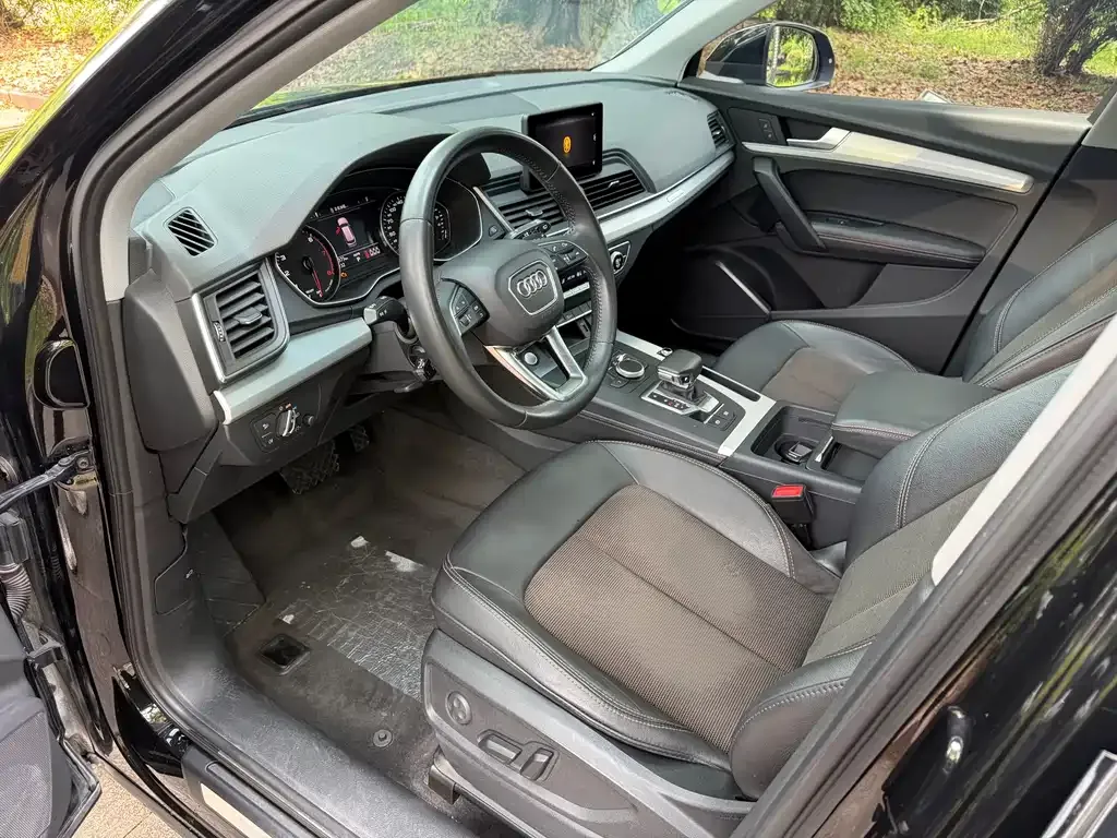 Audi Q5L 2021 из CN, фото 6