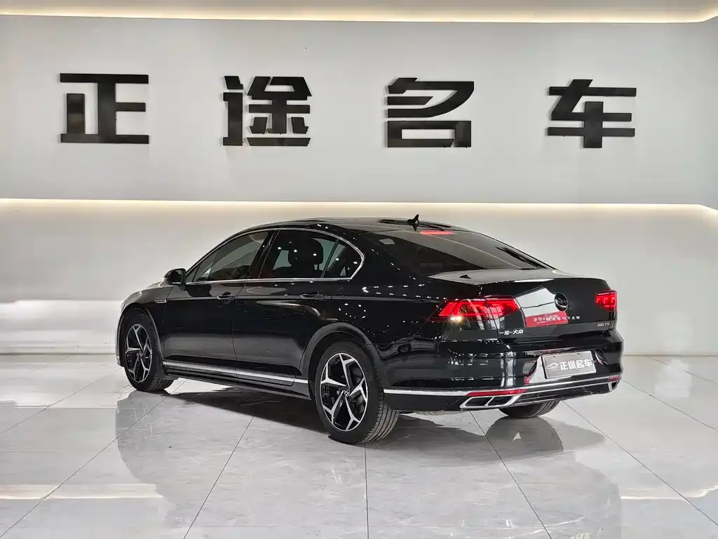 Volkswagen Magotan 2023 из CN, фото 10
