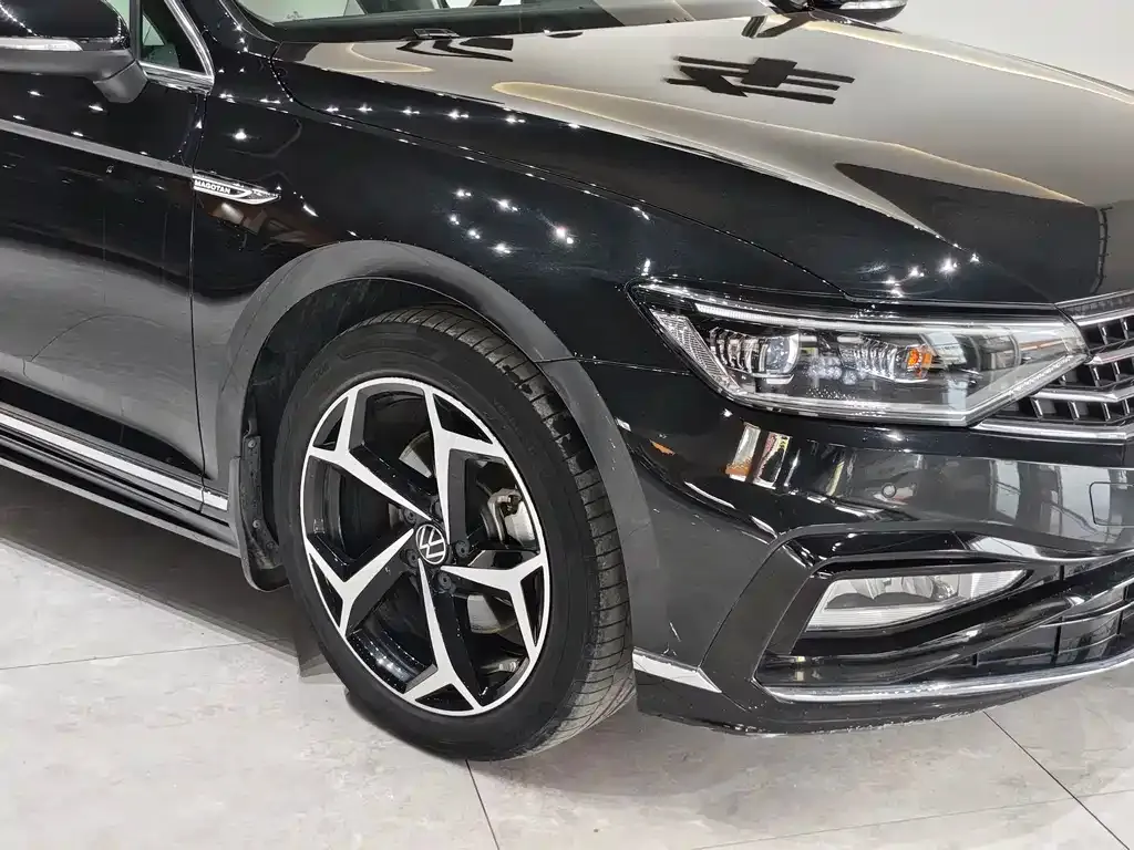 Volkswagen Magotan 2023 из CN, фото 5