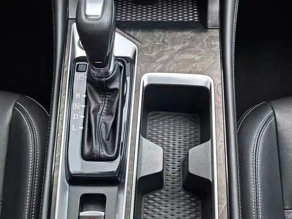 Nissan Teana 2024 из CN, фото 2