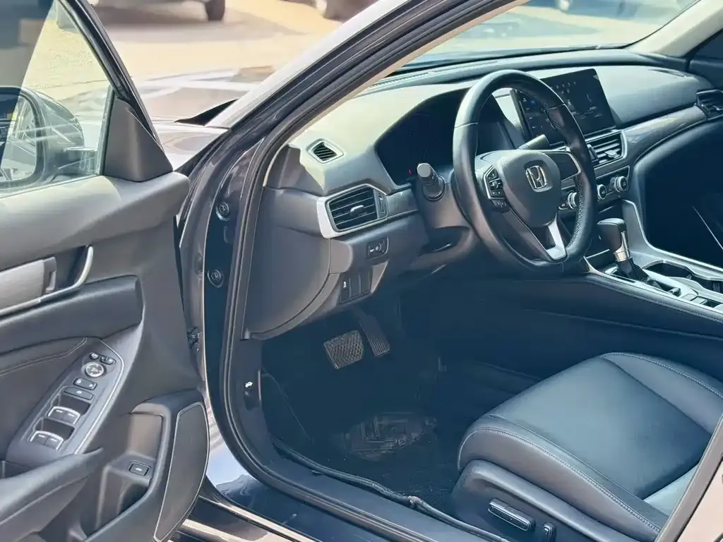 Honda Accord 2022 из CN, фото 4